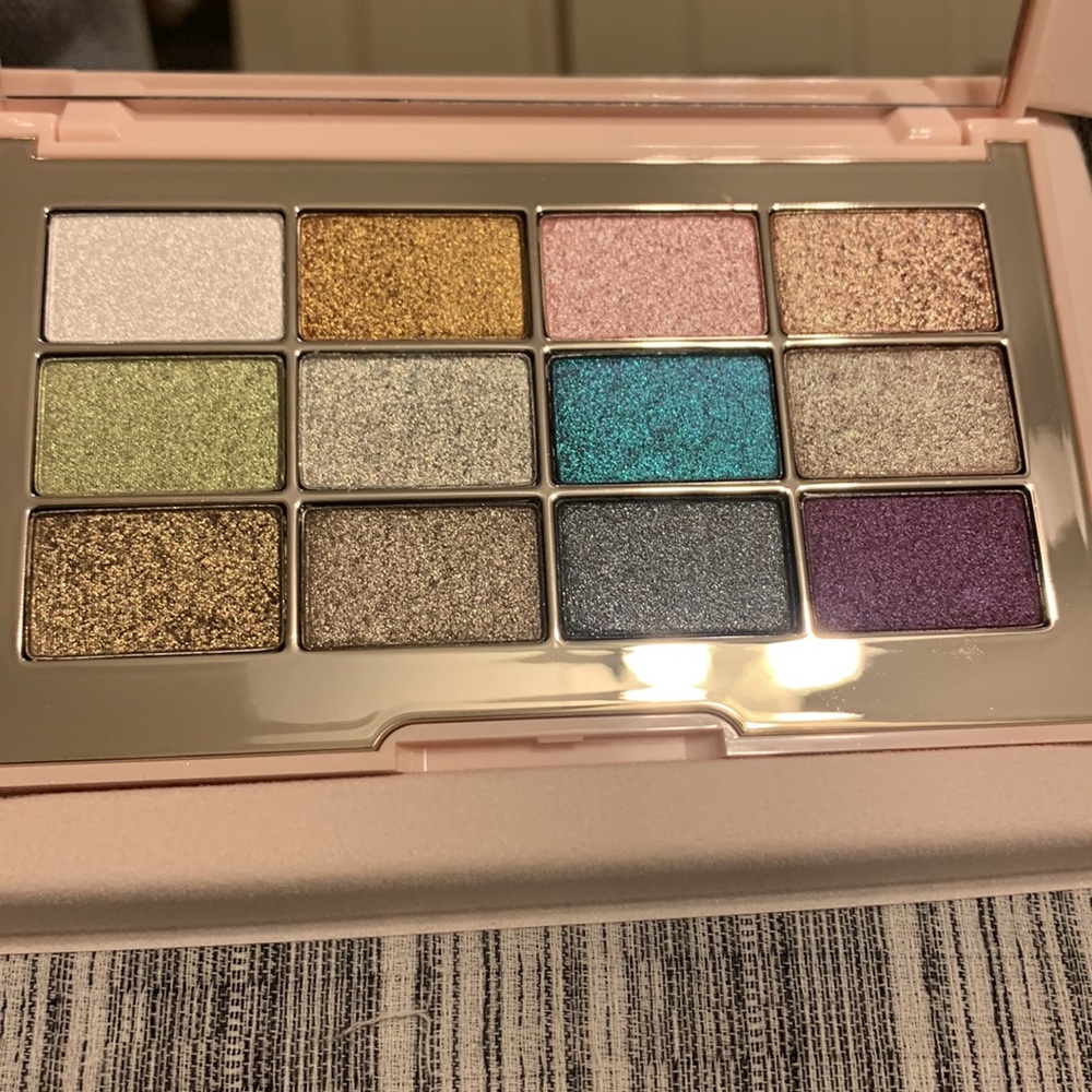Jouer eyeshadow gift set